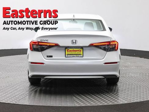 Used 2024 Honda Civic LX image 6