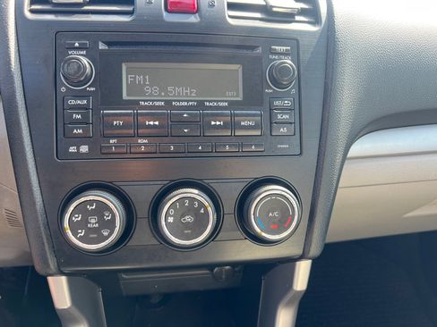 Used 2014 Subaru Forester 2.5i image 31