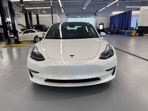 Used 2022 Tesla Model 3 Performance image 10