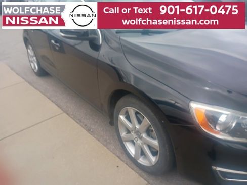 Used 2016 Volvo S60 T5 Premier image 3