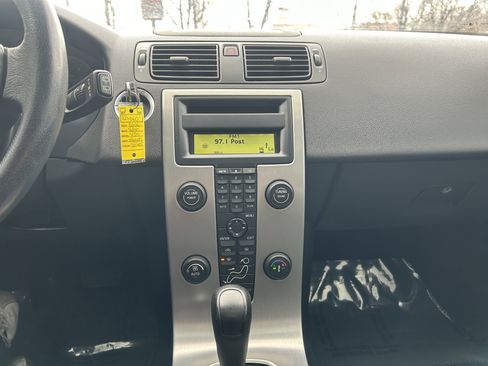 Used 2006 Volvo V50 T5 image 18