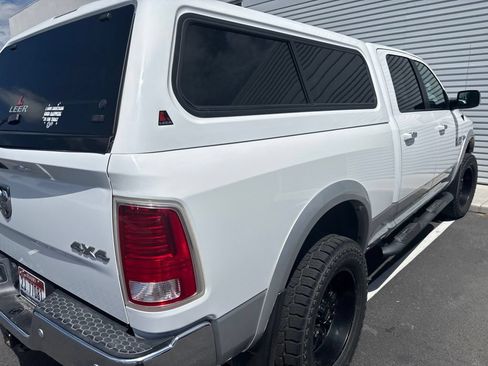 Used 2016 RAM 1500 Laramie w/ Convenience Group AWD/4WD image 8