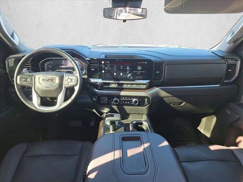 Used 2022 GMC Sierra 1500 Elevation w/ Elevation Premium Package image 16