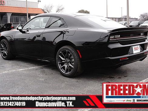 New 2026 Dodge Charger Daytona Scat Pack image 3