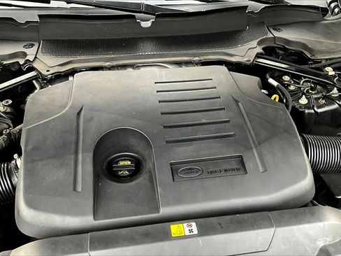 Used 2019 Land Rover Range Rover Sport HST image 31