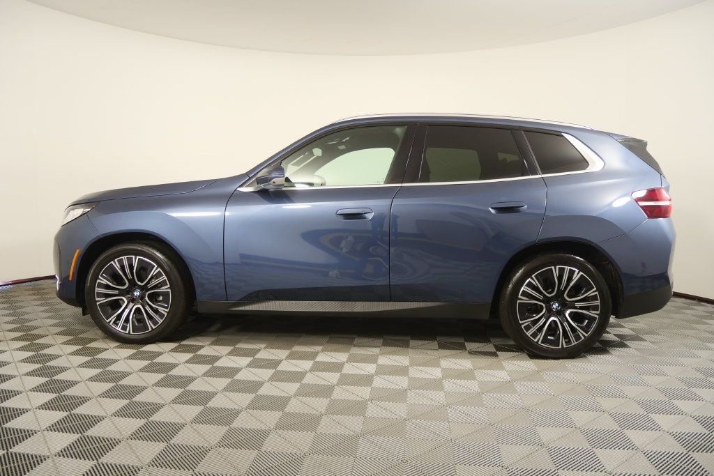 Used 2025 BMW X3 xDrive30i AWD/4WD image 7
