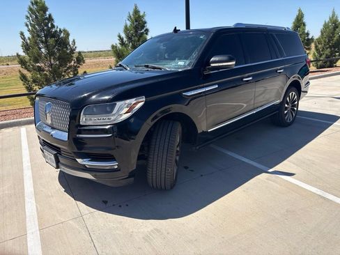 Used 2019 Lincoln Navigator L Select AWD/4WD image 3