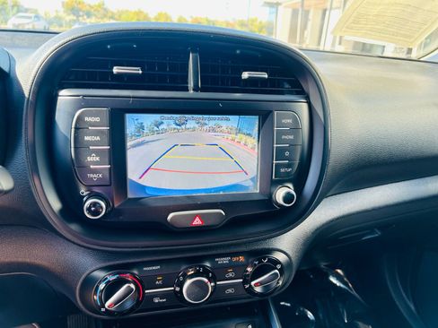 Used 2020 Kia Soul GT-Line w/ GT 2.0L Power Sunroof Package FWD image 23