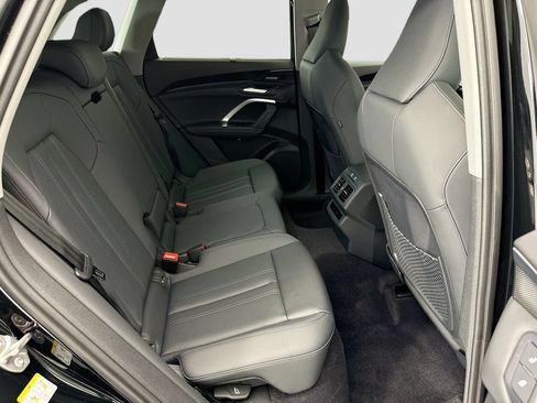 Used 2026 Audi Q5 Premium Plus w/ Premium Plus AWD/4WD image 21