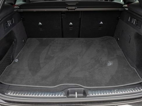 Certified 2025 Mercedes-Benz GLC 43 AMG 4MATIC image 28