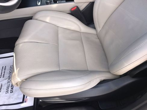 Used 2025 Lincoln Corsair Reserve w/ Equipment Group 202A image 12