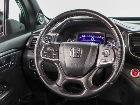 Used 2023 Honda Passport TrailSport image 12