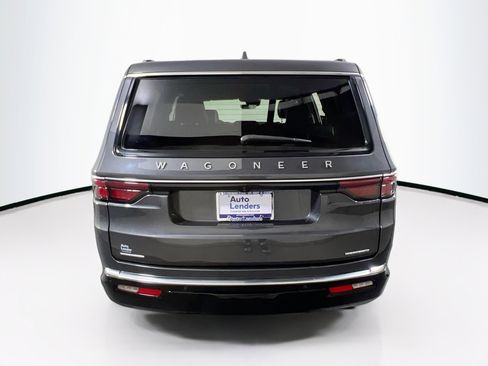 Used 2022 Jeep Wagoneer Series III w/ Flexible Seating Group image 6