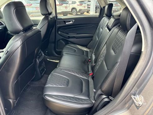 Used 2024 Ford Edge Titanium AWD/4WD image 25