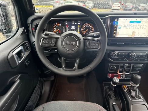 New 2026 Jeep Gladiator Rubicon image 17