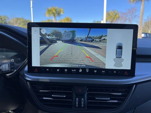 Used 2025 Ford Escape Active w/ Active Premium Tech Pack image 25