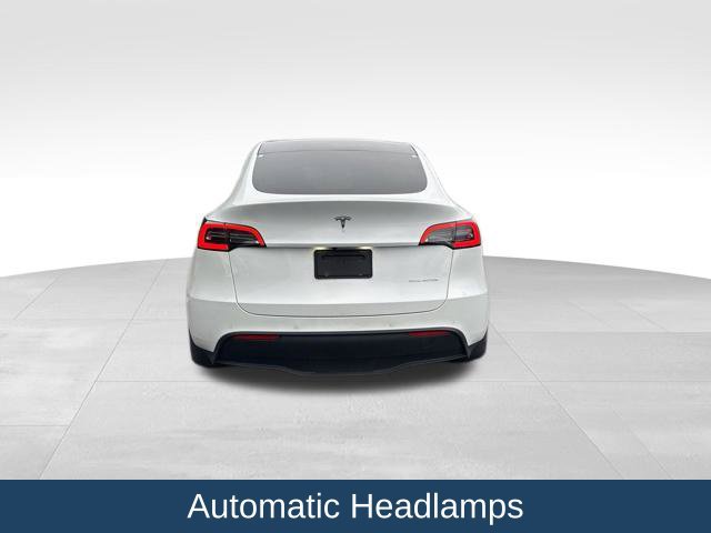 Used 2022 Tesla Model Y Long Range AWD/4WD image 7