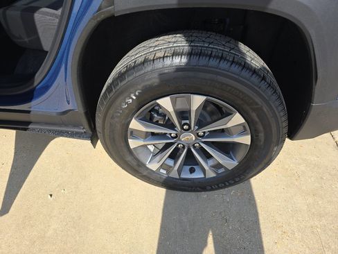 New 2026 Chevrolet Equinox LT image 12