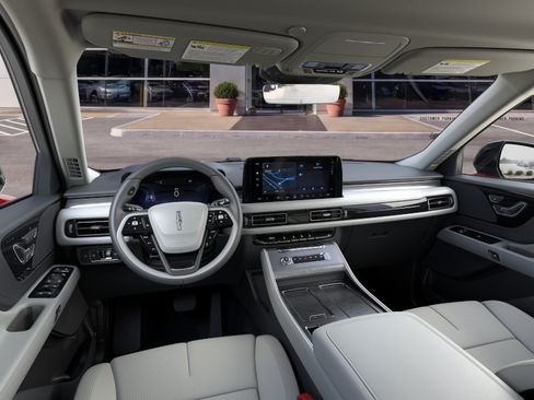 New 2026 Lincoln Aviator 2WD image 9