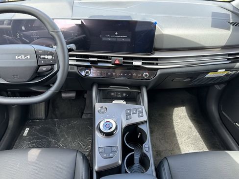 New 2026 Kia Sportage SX Prestige AWD/4WD image 11
