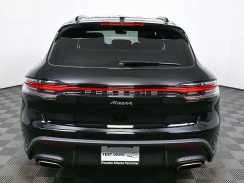 Used 2026 Porsche Macan AWD/4WD image 32
