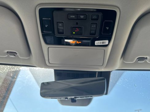 Used 2026 Toyota Grand Highlander AWD image 30