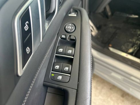 Used 2024 BMW X5 M60i AWD/4WD image 41