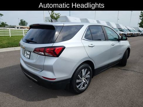 Used 2022 Chevrolet Equinox LT FWD image 11