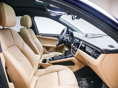 Certified 2023 Porsche Macan S AWD/4WD image 22