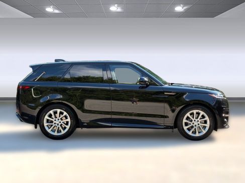 Used 2024 Land Rover Range Rover Sport Dynamic SE AWD/4WD image 8