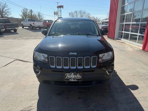 Used 2015 Jeep Compass High Altitude image 3