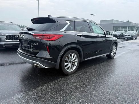 Used 2019 INFINITI QX50 Essential w/ Premium Heat Package AWD/4WD image 13