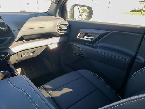 New 2026 Chevrolet Silverado EV LT image 24