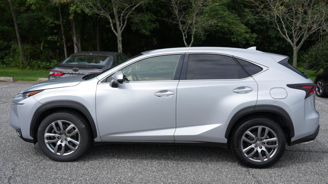 Used 2016 Lexus NX 200t FWD w/ Premium Package image 10