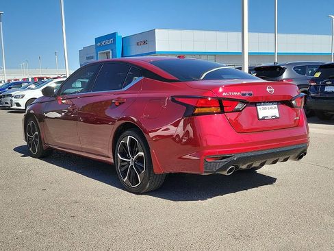 Used 2024 Nissan Altima 2.5 SR w/ SR Premium Package AWD/4WD image 7