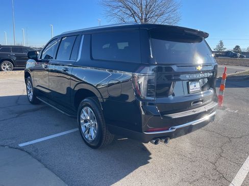 New 2026 Chevrolet Suburban Premier AWD/4WD image 5