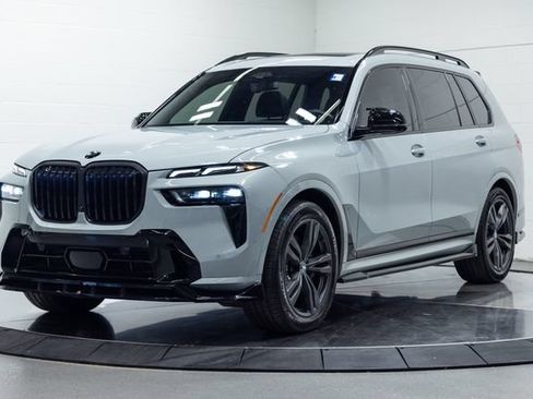 Used 2025 BMW X7 xDrive40i w/ Executive Package AWD/4WD image 6