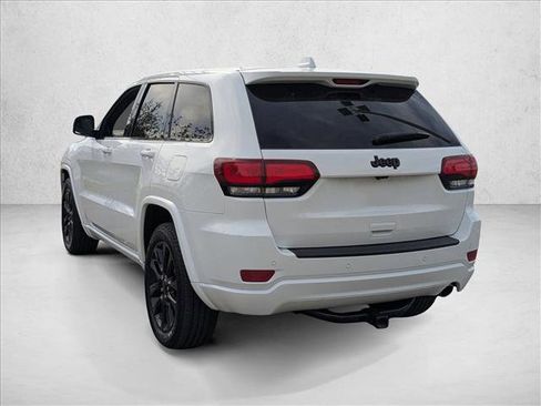 Used 2020 Jeep Grand Cherokee Altitude image 7