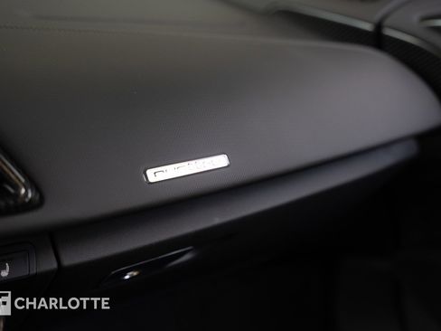Used 2020 Audi R8 V10 w/ Carbon Exterior Package image 34