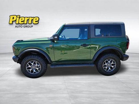 Used 2025 Ford Bronco Badlands AWD/4WD image 3