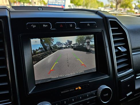 Used 2021 Ford Expedition Limited image 35