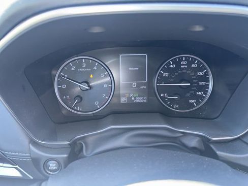 Used 2024 Subaru Outback Limited AWD/4WD image 9