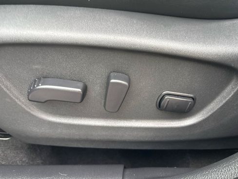 Used 2014 Nissan Rogue SL AWD/4WD image 11