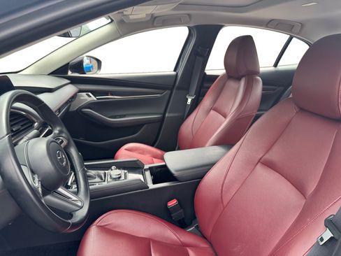 Used 2022 MAZDA MAZDA3 s FWD image 9