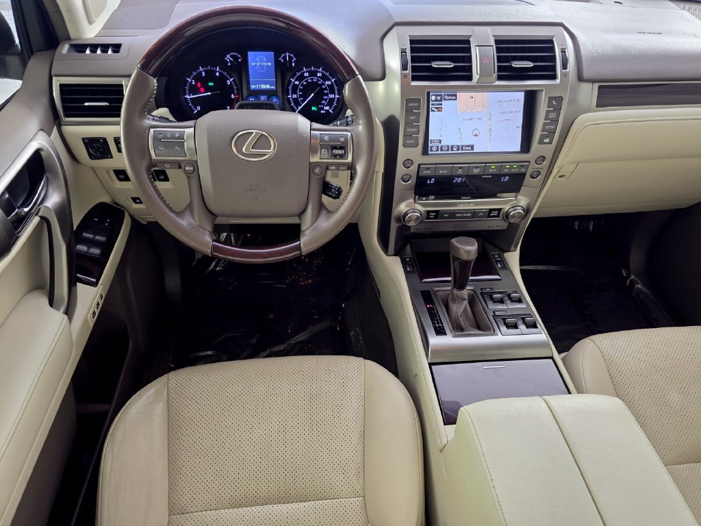 Used 2018 Lexus GX 460 Luxury AWD/4WD image 13