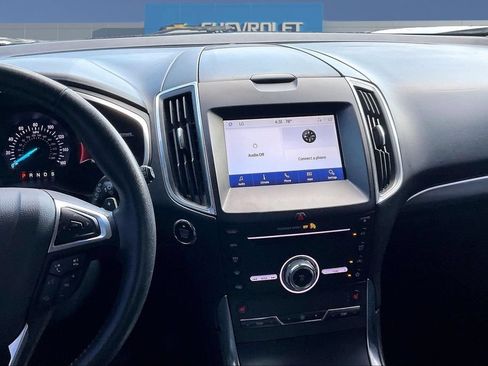 Used 2019 Ford Edge Titanium AWD/4WD image 9