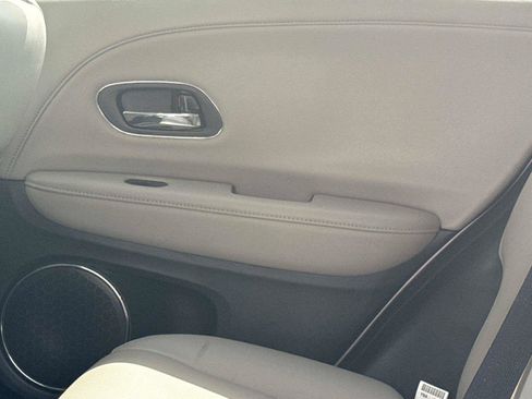 Certified 2019 Honda HR-V EX-L image 14