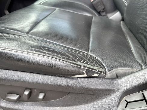 Used 2015 GMC Sierra 1500 SLT w/ SLT Crew Cab Value Package image 38