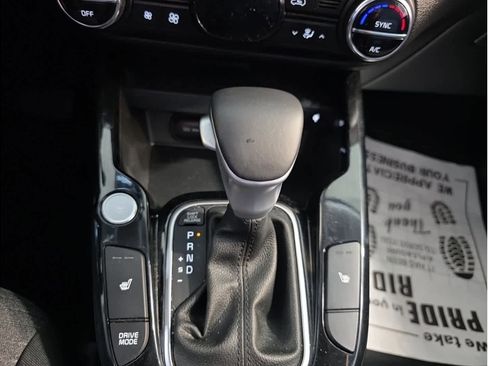 Used 2025 Kia Soul EX image 28