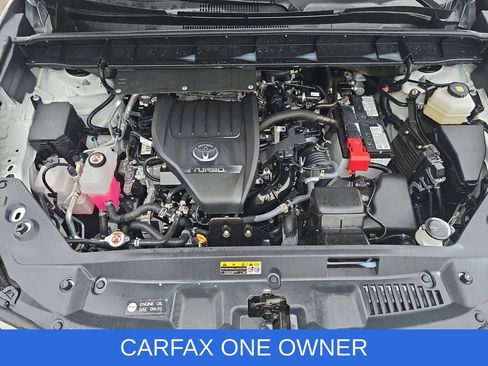 Used 2024 Toyota Highlander Limited image 32